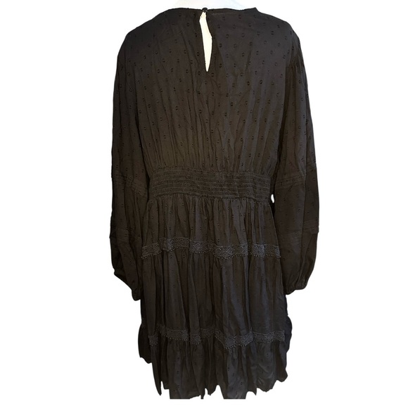 Aveology By Avenue Womens Black Tunic Top Size 16 FlaredSleeve Boho Empire Waist - Picture 3 of 9